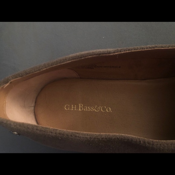 GH Bass & Co Khaki suede flats size 10 - Picture 6 of 6